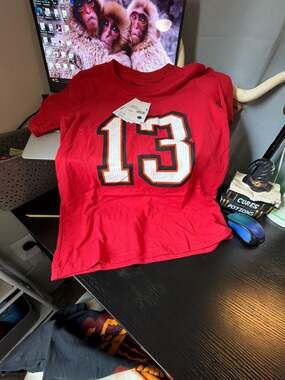 Nike Tampa Bay Buccaneers Mike Evans #13 Red Name & Number Graphic T-Shirt Youth